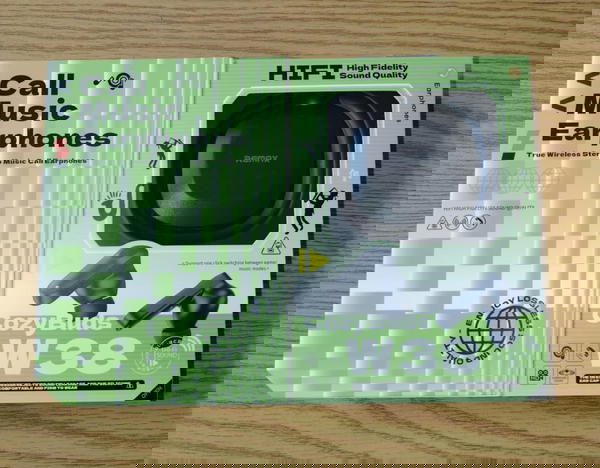 آيربود جلد أوريجينال ضمان 3 شهور Remax W38 Image 2 Preview