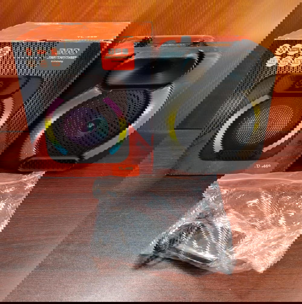 اسبيكر بلوتوث مضئ تحكم فوقي TL-469 Preview Image