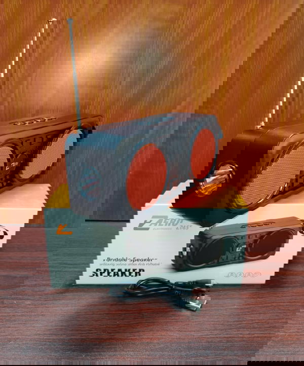اسبيكر بلوتوث طاقة شمسية ضمان Zero z165 Image 1 Preview