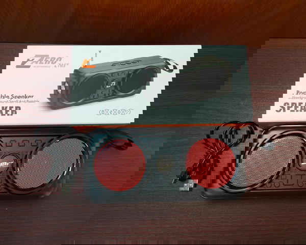 اسبيكر بلوتوث طاقة شمسية ضمان Zero z165 Image 3 Preview
