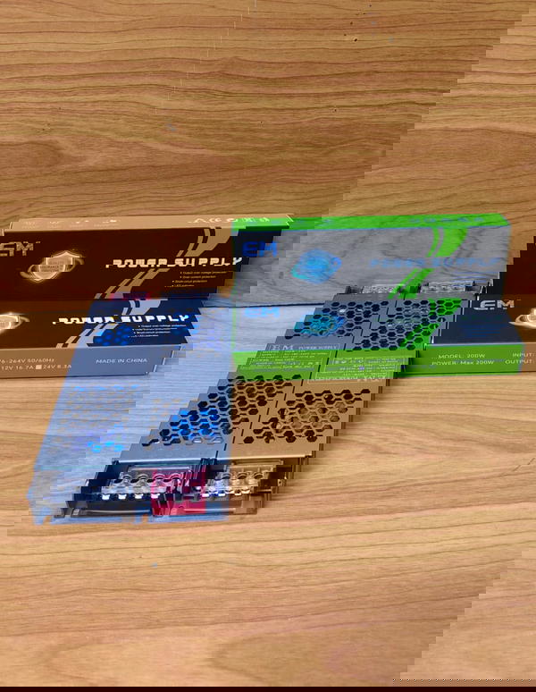 باور سبلاي كاميرا عالي (200 وات - 16.7 أمبير - 12 فولت) Slim Image 2 Preview