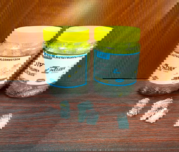 برطمان 100 قطعه RJ CAT-5e Image 1 Preview