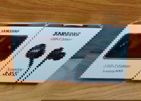 هاند فري تايب سي كوبي AKG Image 1 Preview