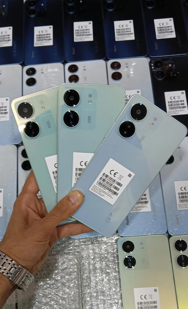 جهاز OPPO A78 -(عليه ضريبة 1870ج)- حديد 256 جيجا Image 6 Preview