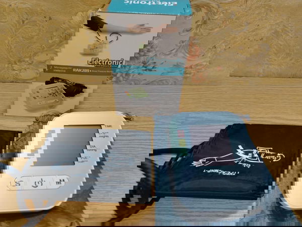 جهاز قياس الضغط Image 1 Preview