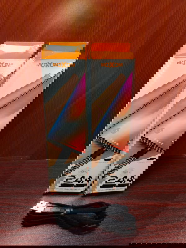 كابل تايب سي شيلد 2.4 امبير ضمان Moxom Image 1 Preview