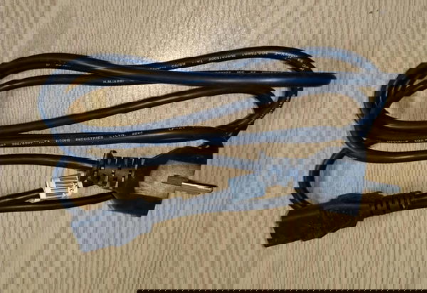 كابل باور استيراد محمل ثنائي PC Image 1 Preview