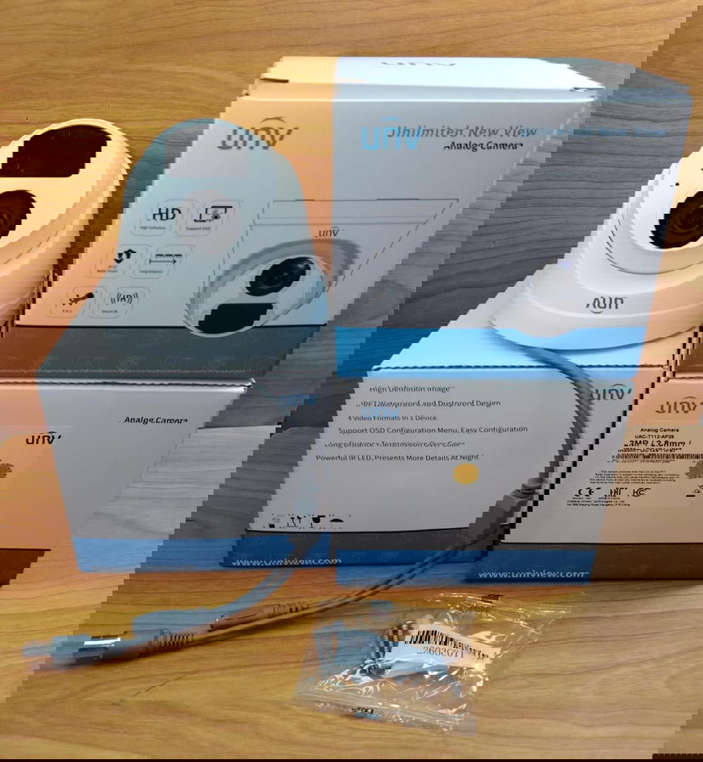كاميرا داخلي 2 ميجا + مايك T112 ضمان UNV Preview Image