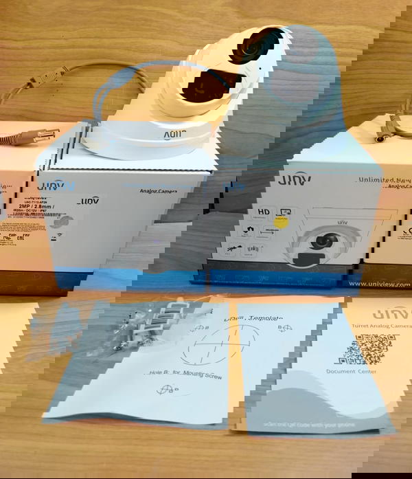 كاميرا داخلي 5 ميجا + مايك ضمان UNV Image 1 Preview