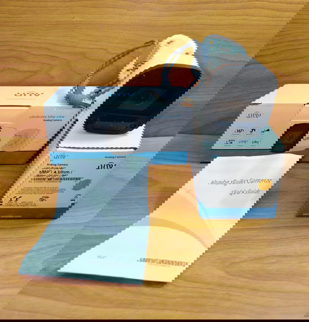 كاميرا خارجي 5 ميجا + مايك ضمان UNV Preview Image