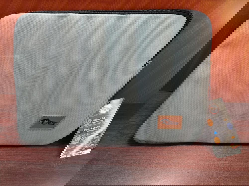لاب شيرت 15.6 بوصة سيفتي Cougar Preview Image