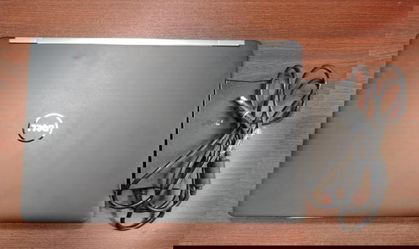 لابتوب استيراد i5 سادس فرز أول Dell Latitude e5570 Image 2 Preview