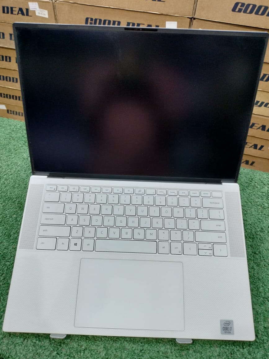 لابتوب استيراد i7 عاشر فرز أول ابيض Dell XPS 15 9500 Preview Image
