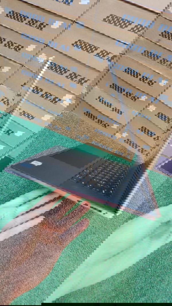 لابتوب استيراد i7 عاشر تاتش 4K فرز أول Dell Precision 5750 Image 3 Preview