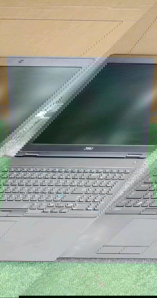 لابتوب استيراد i7 سابع فرز أول Dell Latitude 5580 Image 3 Preview