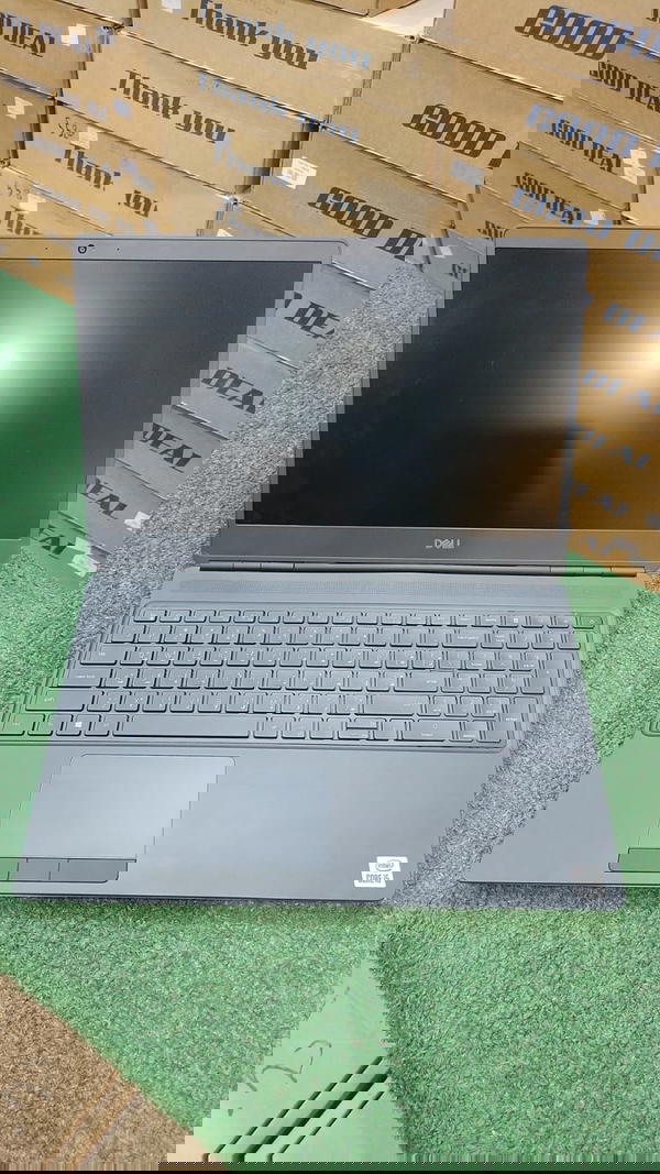 لابتوب استيراد i7 حادي عشر تاتش فرز أول Dell Precision W.S 7560 Image 1 Preview