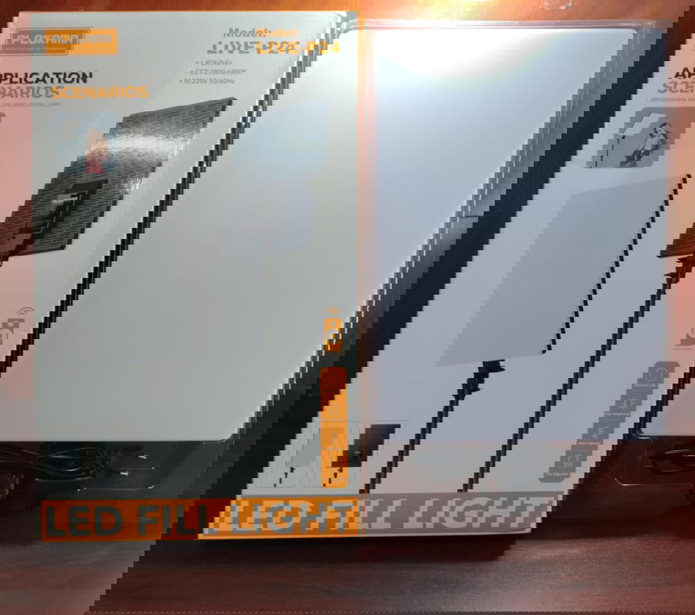 ليد اضاءة ستاند بالريموت Plokama P24 Preview Image