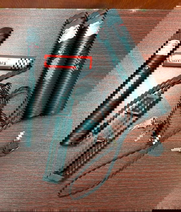 ليزر اخضر كيس Image 1 Preview