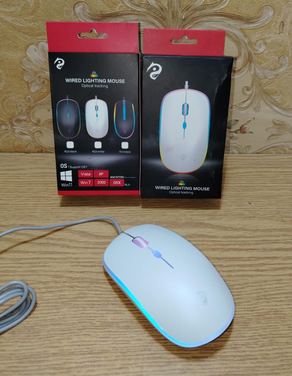 R23 ماوس ستوك جيمينج مضئ Preview Image