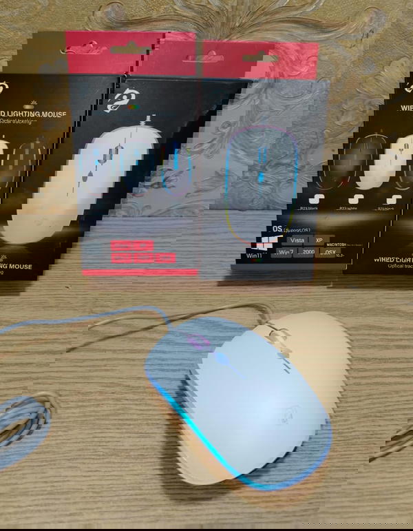 R23 ماوس ستوك جيمينج مضئ Image 1 Preview