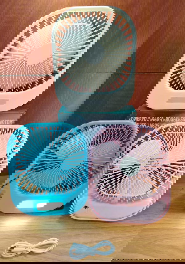 مروحة حجم كبير ستاند 3 سرعات + اضاءة Q01 Image 1 Preview