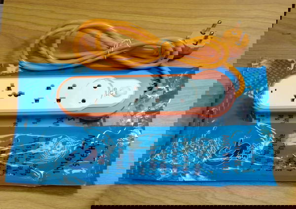 مشترك كهرباء 4 مخرج GLX Image 1 Preview