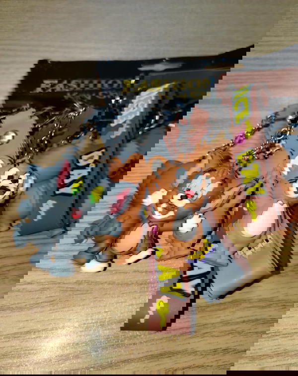 ميداليه اشكال ديزني Image 1 Preview