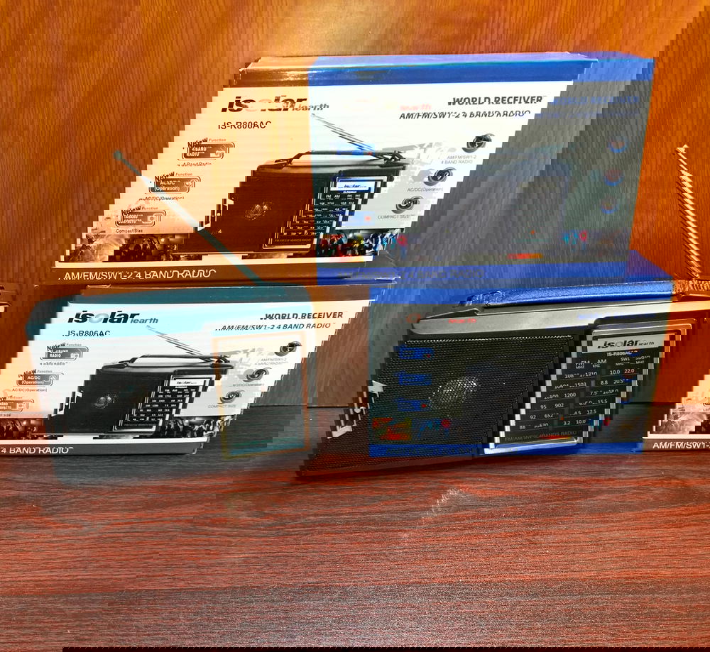 راديو isolar R806 Preview Image