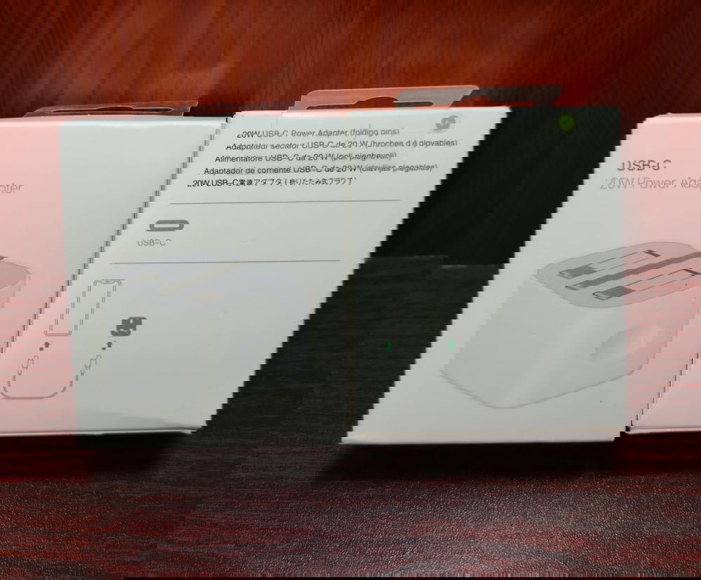 رأس شاحن آيفون ثلاثي 20 وات Preview Image