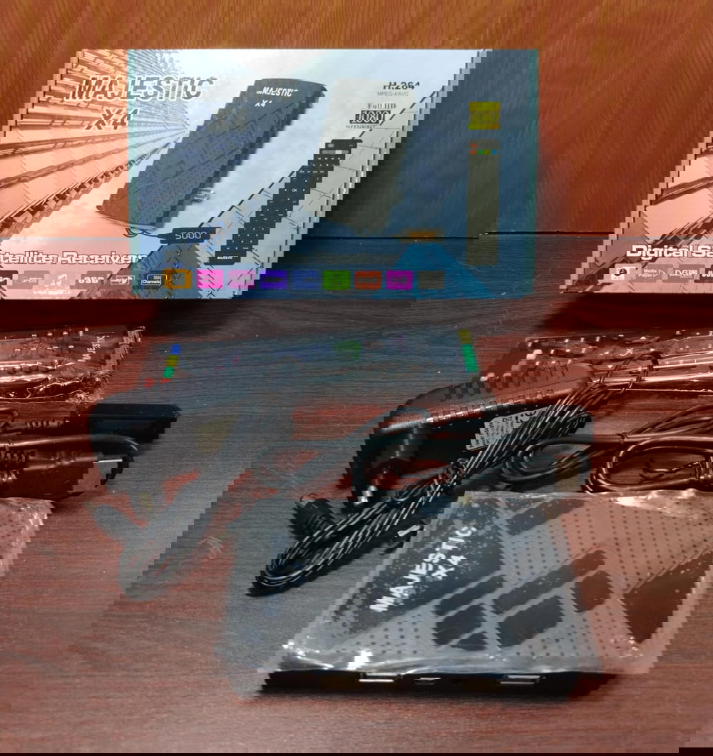 رسيفر Majestic X4 HD Preview Image