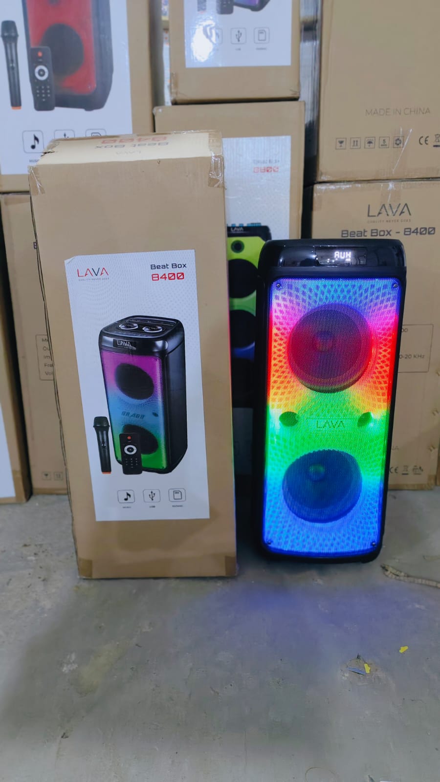 صب فردي 8 بوصة دبل كهرباء وشحن مضئ Lava s8400 Preview Image