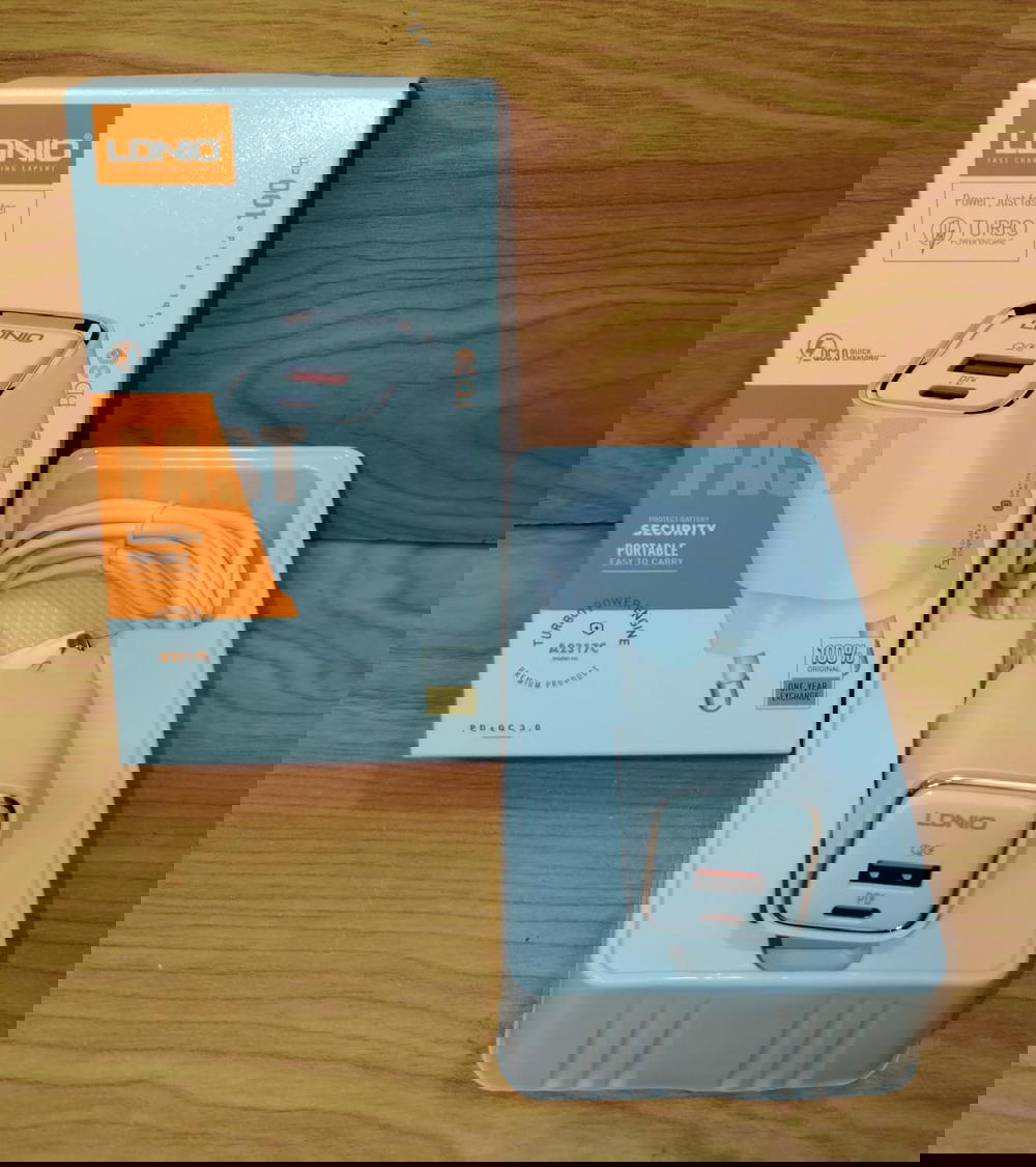 شاحن ايفون 30 وات 2 مخرج PD ضمان LDNiO a2317c Preview Image