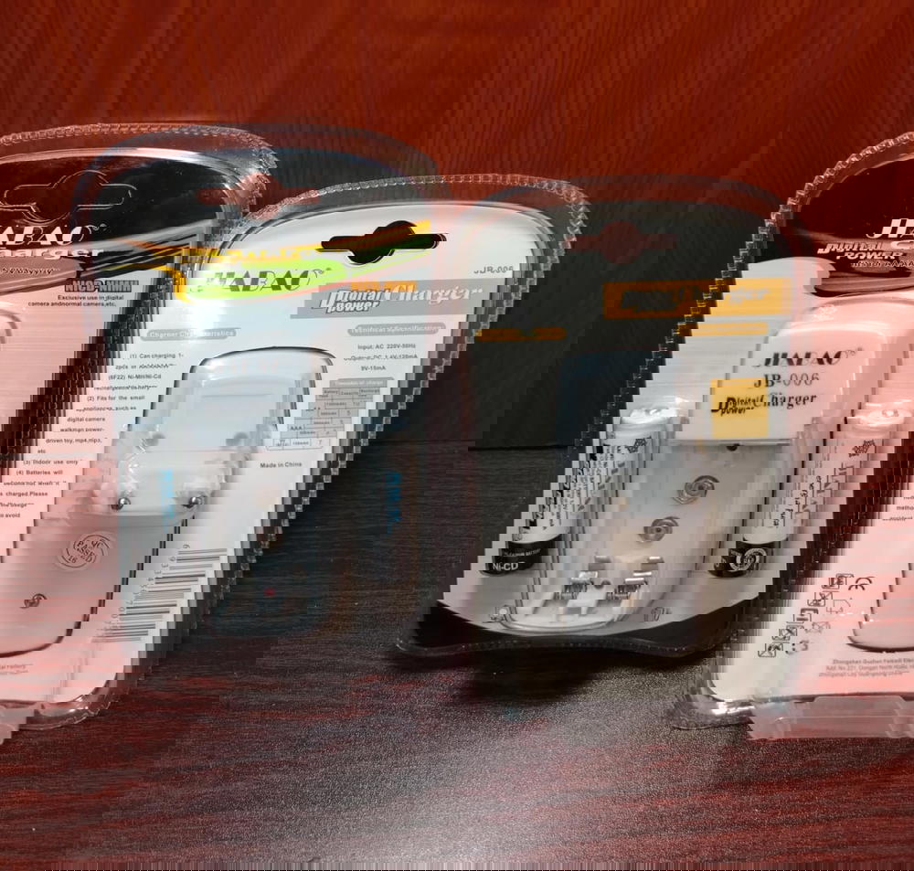 شاحن حجارة + (2 حجر شحن قلم) Preview Image