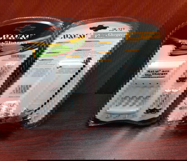 شاحن حجارة + 4 حجر شحن (2 قلم + 2 ريموت ) Image 1 Preview