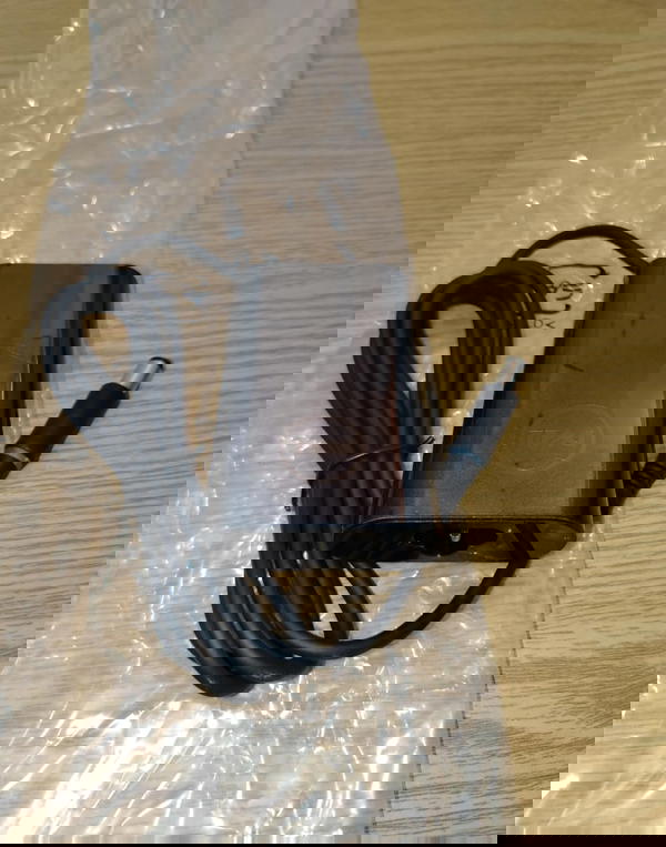شاحن لابتوب 45W ابرة اوريجينال Dell 19.5v 2.31a Image 2 Preview