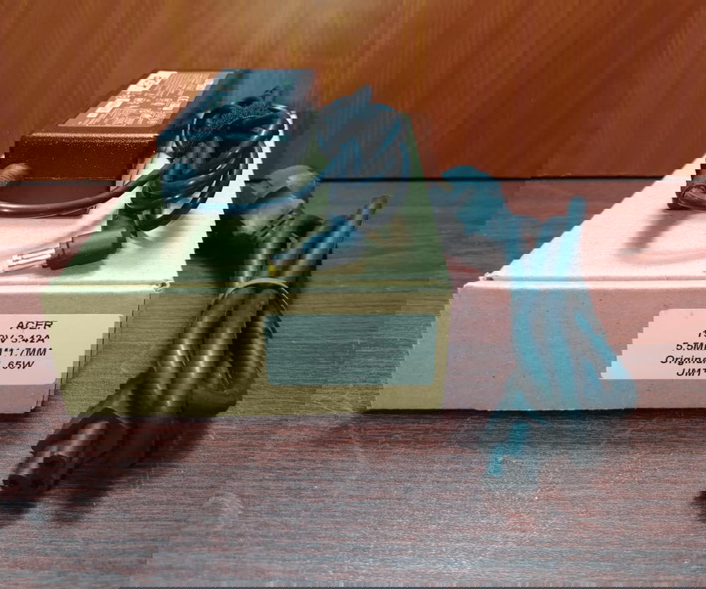 شاحن لابتوب بالكابل Acer 19v 3.42a 5.5mm Preview Image