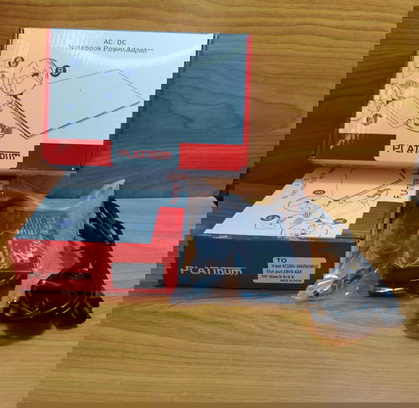 شاحن لابتوب بالكابل ضمان Toshiba 19v 3.42a Image 2 Preview
