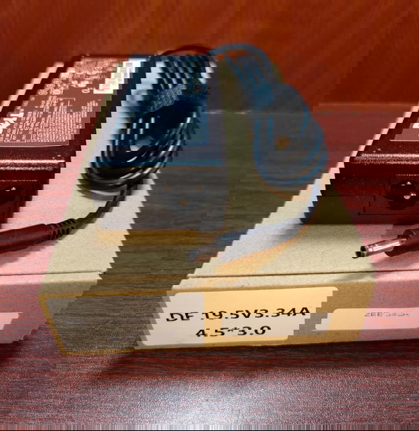 شاحن لابتوب Dell 19.5v 3.34a Image 1 Preview
