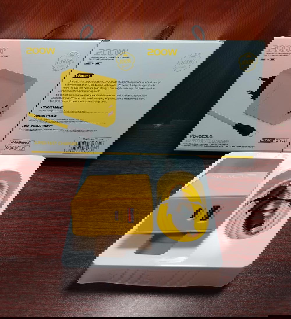 شاحن تايب سي 2 مخرج 200 وات TZ-102 Preview Image