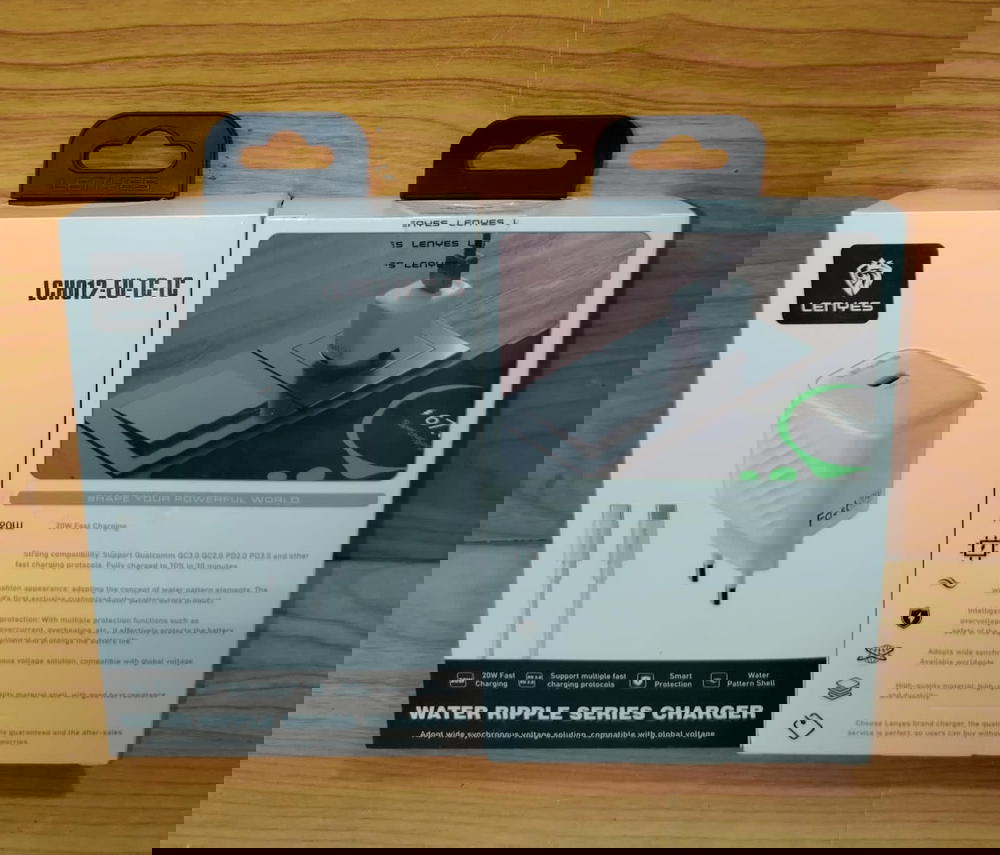 شاحن تايب سي 20 وات PD ضمان LENYES lch012 Preview Image