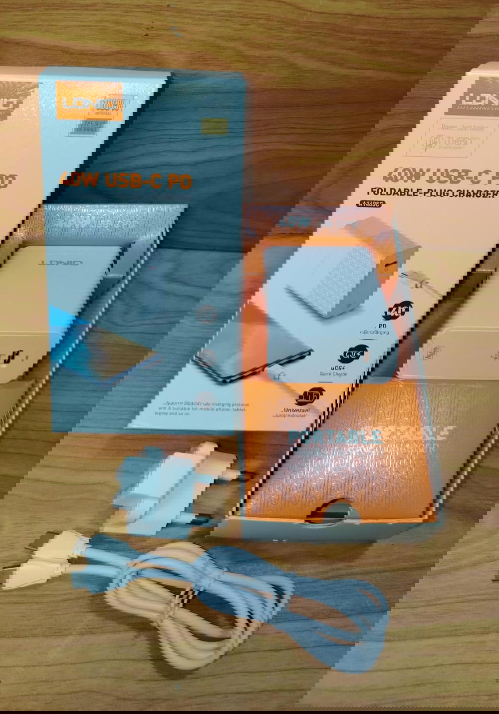شاحن تايب سي 40 وات PD ضمان LDNiO a1405c Preview Image