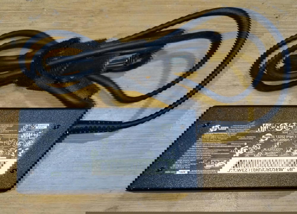 شاحن لابتوب استيراد اوريجينال HP 65W Preview Image