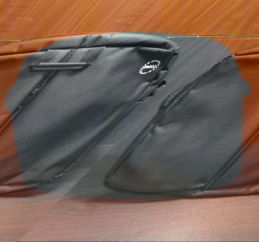 شنطه لابتوب 15.6 بوصه وسط Dell/Hp Preview Image