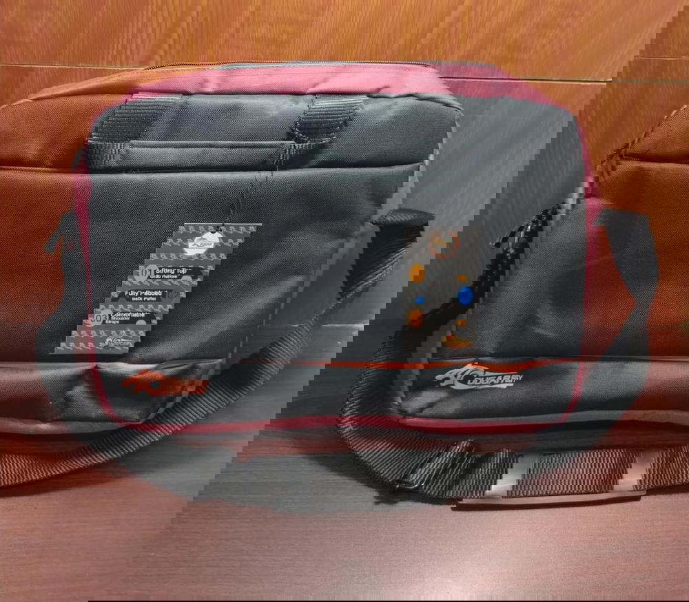 شنطة لابتوب كتف سيفتي 015 Cougar Preview Image