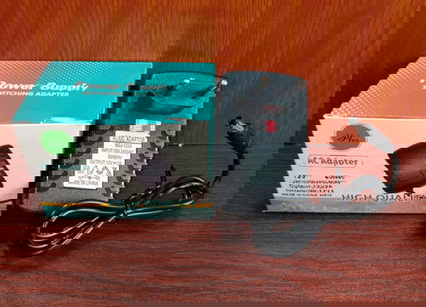 ادابتور ضمان P-Tec 12v 2a Image 1 Preview