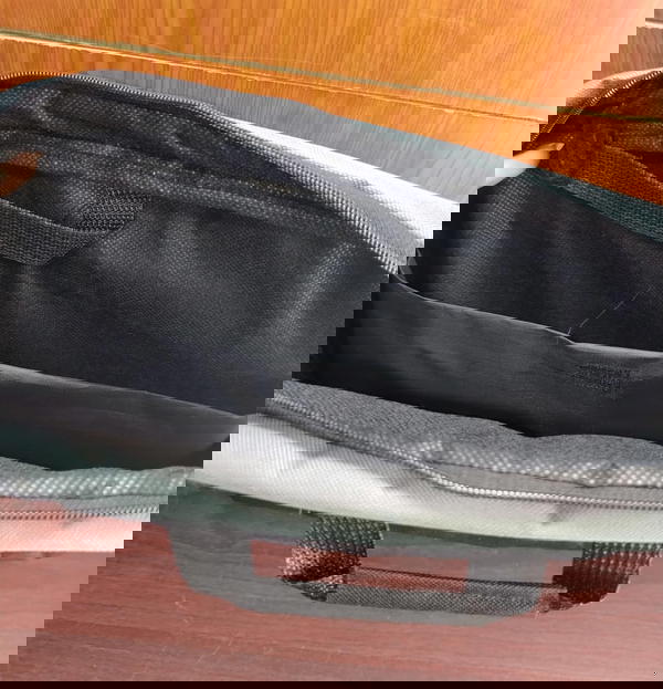 شنطه لابتوب 15.6 بوصه وسط Dell/Hp Image 2 Preview