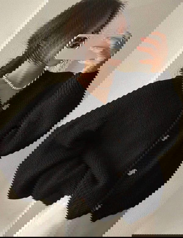 Cardigan Image 1 Preview