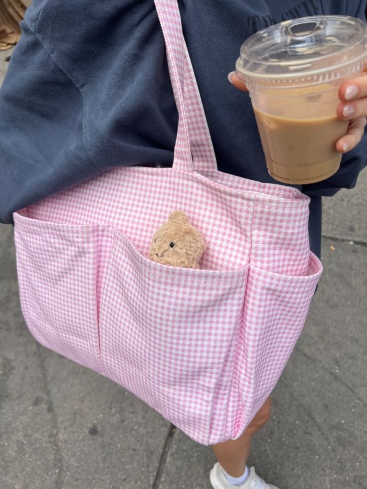 Checkered bag Preview Image