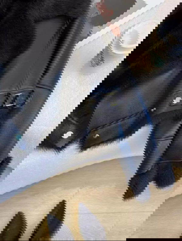 Fur jacket in leather Image 4 Preview