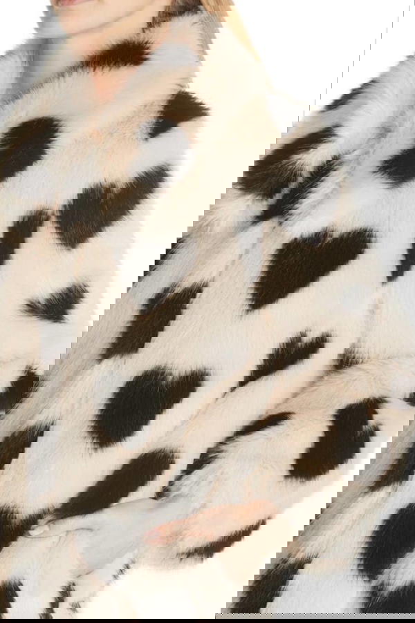 Heart shaped fur jacket  Image 3 Preview
